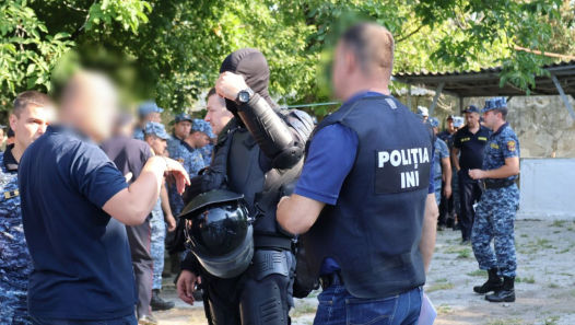 Percheziții la Penitenciarul Brănești: Prejudiciu de 500.000 de lei