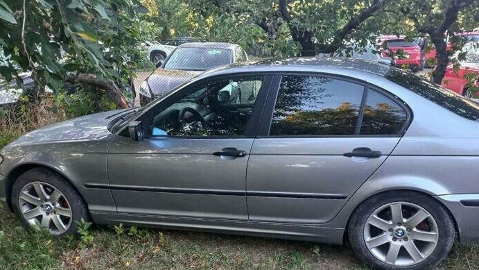 Pățania unui moldovean care a rămas fără BMW la frontiera cu România