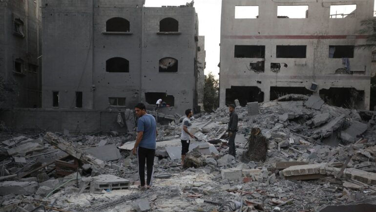 Fără scăpare în Gaza: Evacuare și tragedie în urma unui atac israelian