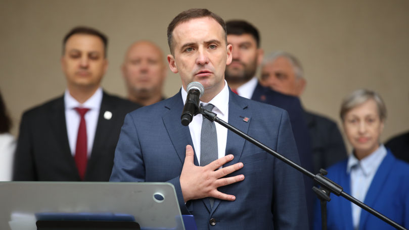 Vadim Brînzaniuc s-a lansat în campanie electorală: Chișinăul a rămas în urmă
