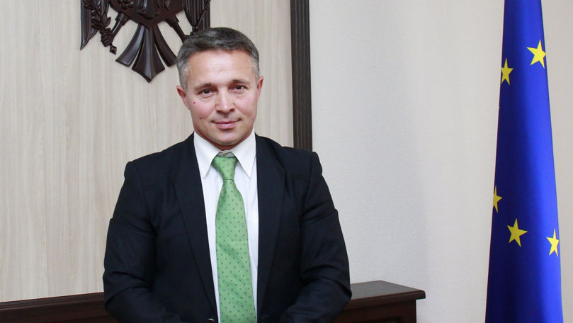 Imagini controversate cu Teodor Cârnaț: Unde avea stema Moldovei