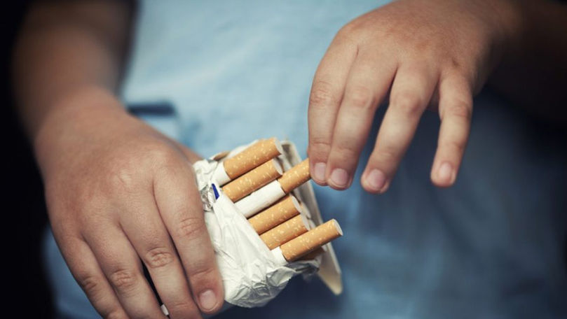 Peste 16 % dintre adolescenții din țară sunt fumători activi