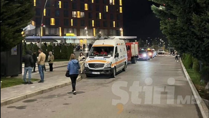 O nouă alertă cu bombă la un mall din Chișinău. Oamenii, evacuați