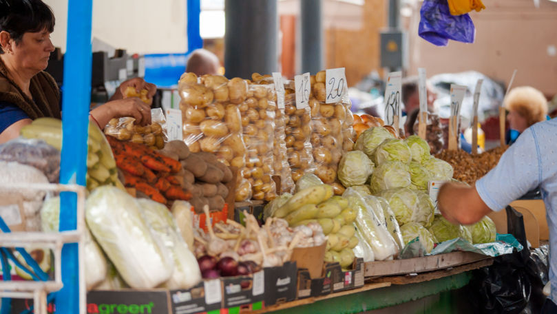 Ce produse alimentare pentru o zi, poți cumpăra cu 100 de lei