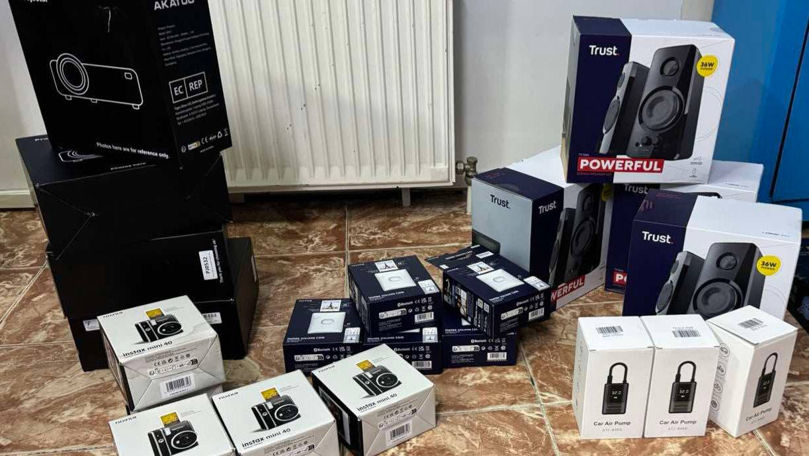 Bunuri nedeclarate, depistate în bagajele neînsoțite la vama Costești