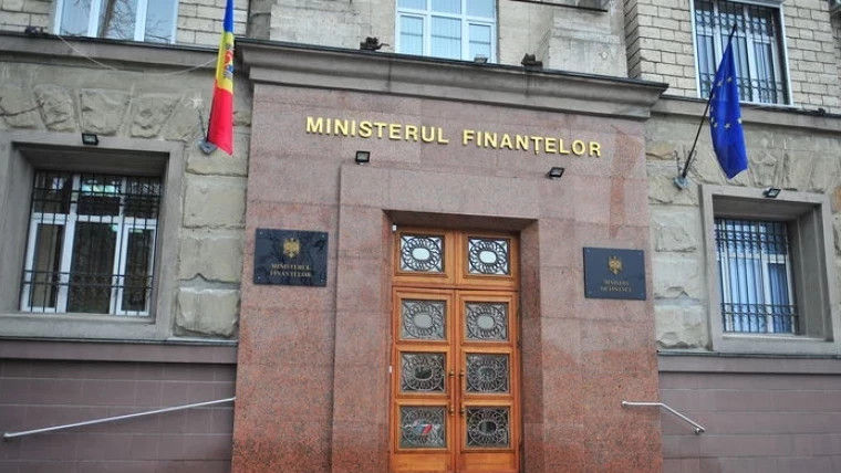 Ce spune Ministerul Finanțelor despre impozitarea trimiterilor poștale