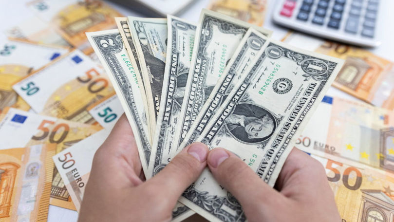 Curs valutar 30 noiembrie 2023: Cât valorează un euro și un dolar