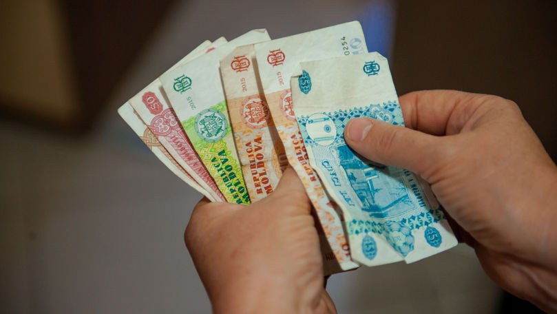 Cetățenii, îndemnați să-și ridice ultima plată din acest an până pe 22 decembrie