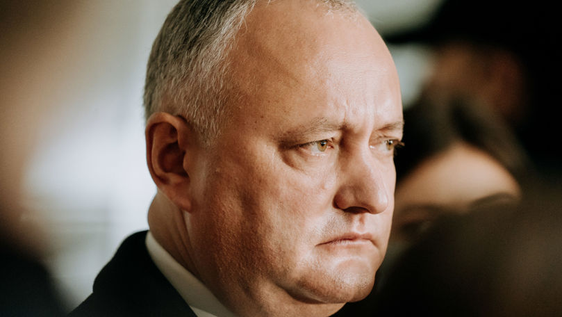Dodon: Guvernul ia împrumuturi așa cum o persoană dependentă ia o doză