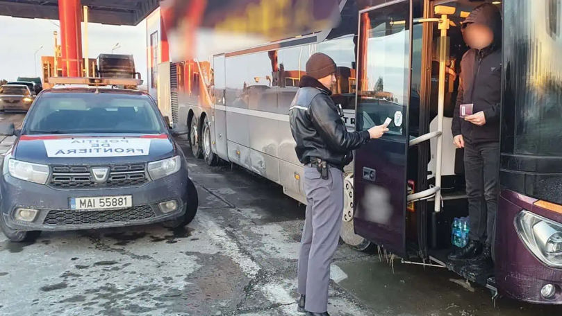 Un bărbat, căutat de polițiștii italieni pentru că și-a terorizat fosta soție, prins în Vama Stânca