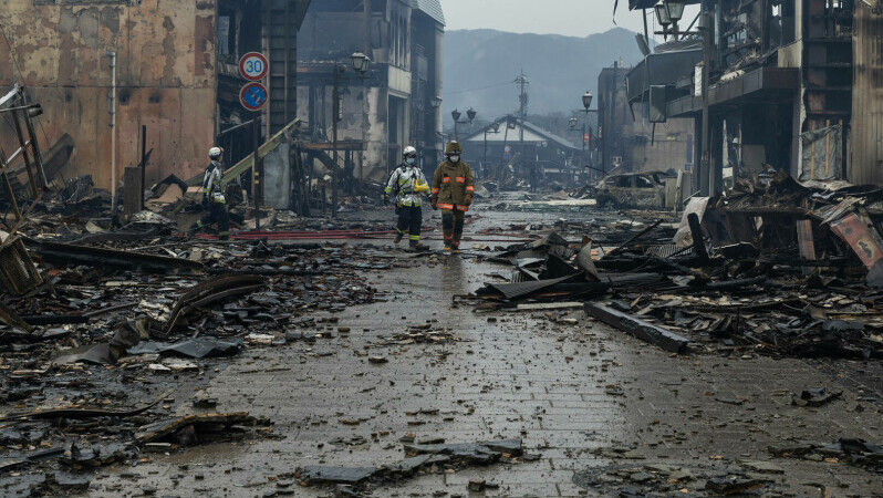 O masivă alunecare de teren s-a produs după cutremurul de 7,6 din Japonia