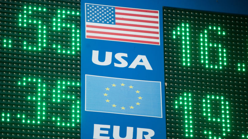 Curs valutar 11 ianuarie 2024: Cât valorează un euro și un dolar
