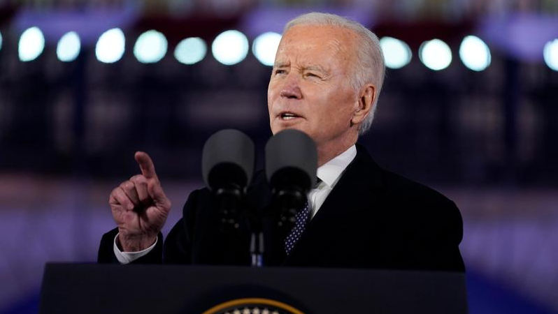 Joe Biden a anunțat că a ordonat lovituri în Yemen
