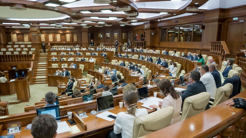 Săptămâna viitoare, deputații se întrunesc în ședință: Ordinea de zi