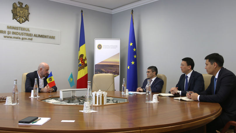 Șeful MAIA, în discuții cu ambasadorul Kazahstanului. Subiectele vizate