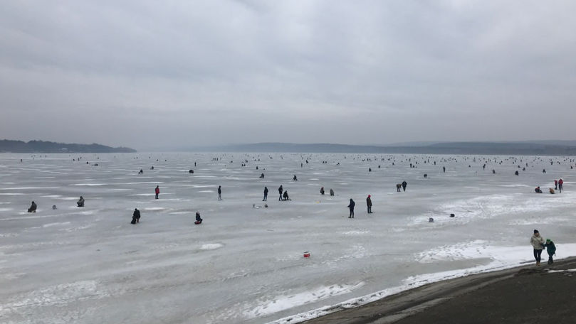 Bazinele acvatice, periculoase pentru pescari. Avertizarea salvatorilor