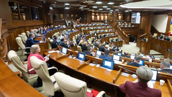 Au fost aprobate noi măsuri privind beneficiarii de ajutor social