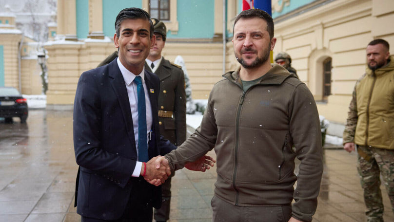 Marea Britanie oferă Ucrainei fonduri pentru a se aproviziona cu muniții