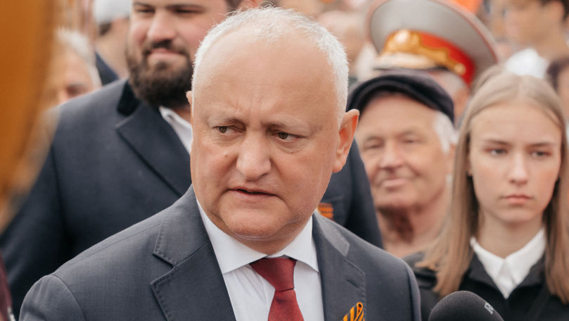 Dodon, despre secții de vot pentru ruși: Sandu nu va schimba nimic