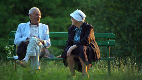 Marea Britanie cere creşterea cu cinci ani a vârstei de pensionare
