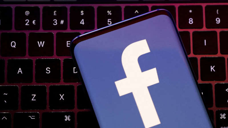 Facebook: Dintr-o cameră de cămin de la Harvard la un fenomen global