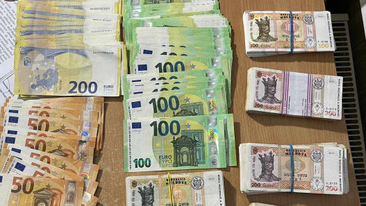 Falsificarea permiselor de conducere la sud: Un milion de lei, ridicați