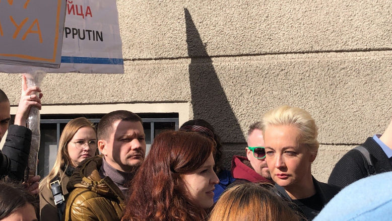 Iulia Navalnaia a votat la ambasada Rusiei de la Berlin