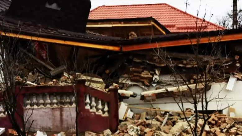Alertă într-un sat din România: Din fântâni ies gaze, iar oamenii sunt evacuați