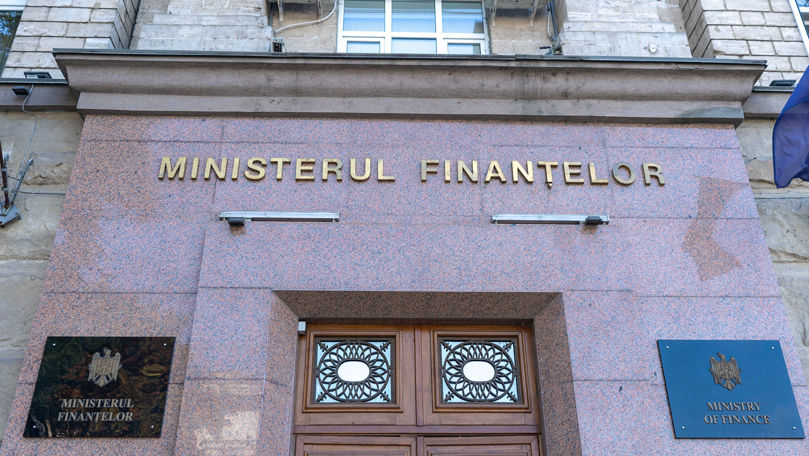 Protest la Ministerul Finanțelor: Opriți creșterea prețurilor