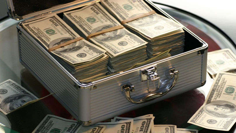 Curs valutar 6 aprilie 2024: Cât valorează un euro și un dolar
