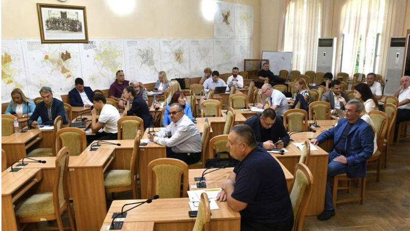 Ședință cu scandal la CMC din cauza bugetului municipal pentru anul 2023