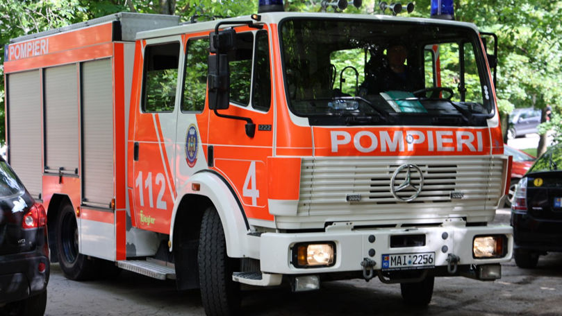 Incendiu în Capitală: A ars o debara dintr-un bloc de locuit