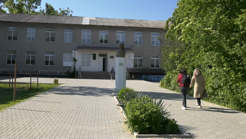 Două instituții școlare din Căușeni vor fi comasate. Ce spun profesorii