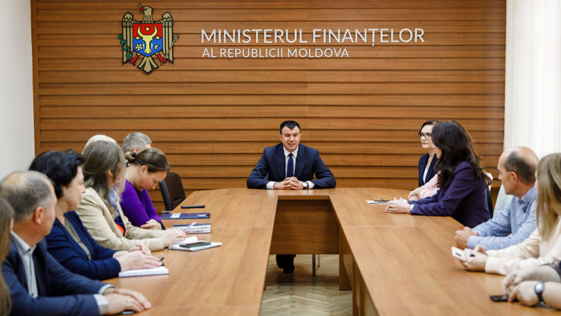 Maia Savva, prezentată angajaților de la Ministerul Finanțelor