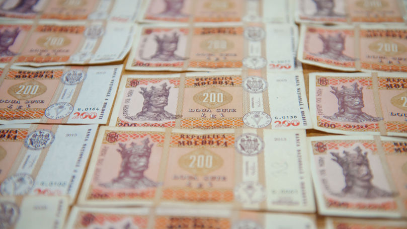 BNS: Salariile au crescut cu aproape 15% de la începutul anului 2024