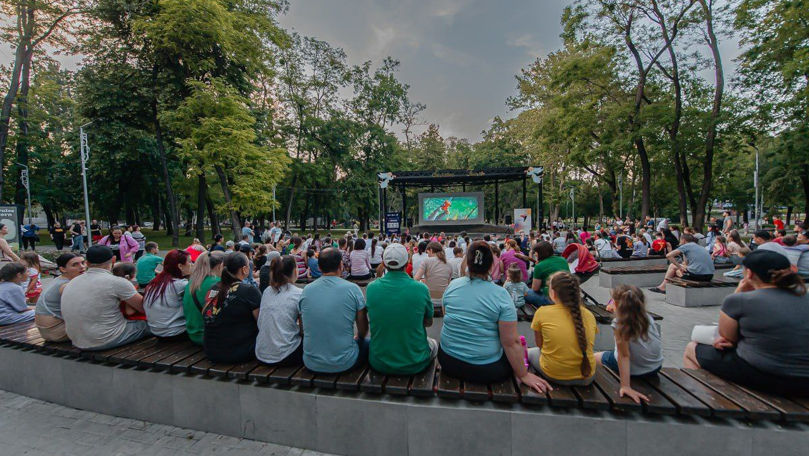 Luna iunie promite a fi artistică: Ce evenimente culturale vor avea loc