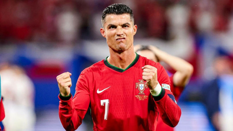 Un suporter şi-a pus viaţa în pericol pentru a ajunge lângă Cristiano Ronaldo