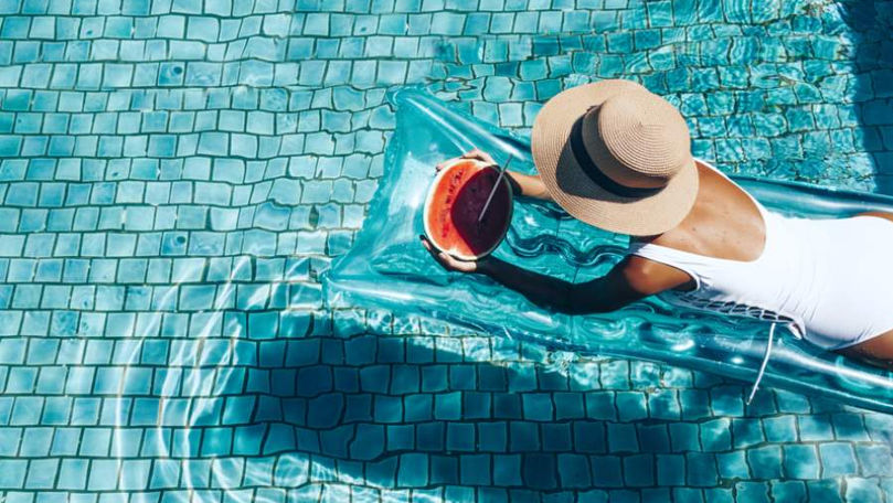 Sezonul estival, oficial deschis: Piscinele, pregătite pentru vizitatori
