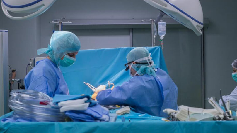 Numărul operațiilor acoperite de asigurarea medicală obligatorie va fi majorat