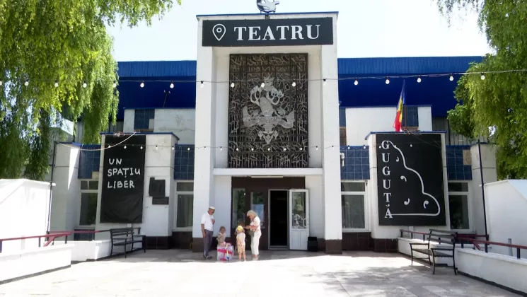 Atmosfera din teatru, după trecerea în neființă a lui Spiridon Vangheli
