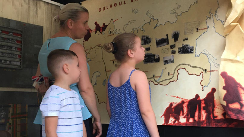 Caravana amintirilor din Gulag: O expoziție are loc la Muzeul de Istorie