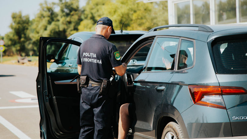 PTF Cahul: Un șofer descoperit cu două permise de conducere falsificate