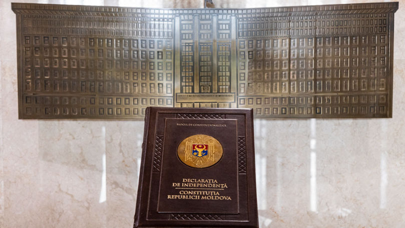 30 de ani de la adoptarea Constituției: O ședință solemnă, la Parlament