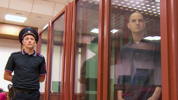 Câți ani a primit jurnalistul american condamnat în Rusia pentru spionaj