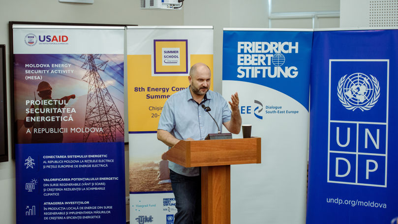 Peste 40 de tineri și-au aprofundat cunoștințele în domeniul energetic