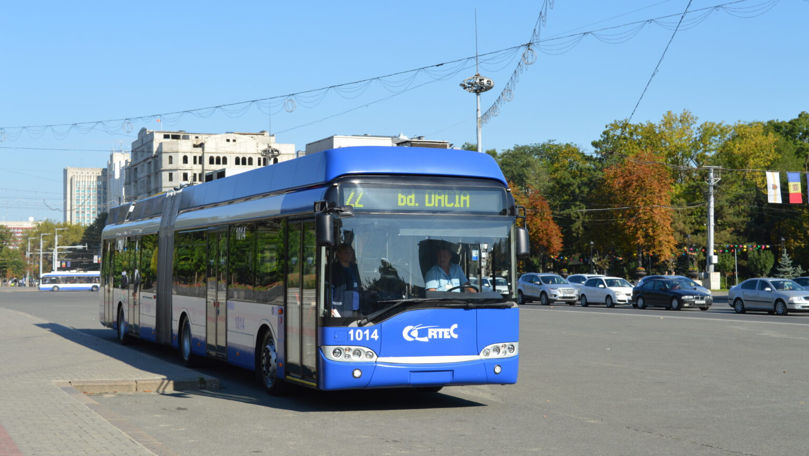 Cum vor circula autobuzele și troleibuzele în zilele de 30 și 31 august