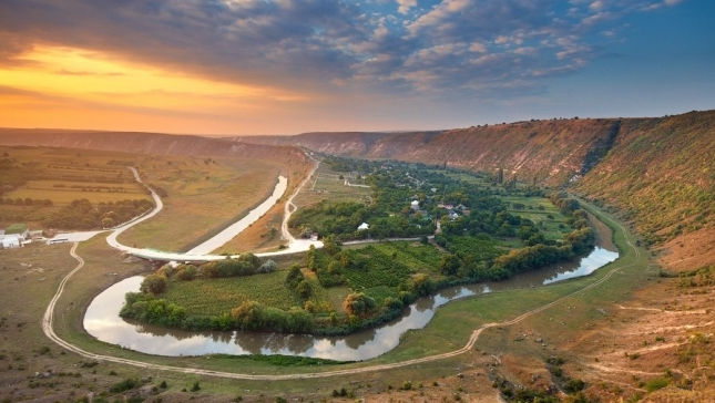Atenție, turiști: Un Travel Bot pentru explorarea R. Moldova, lansat