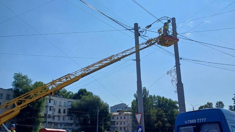 Sistemul de iluminat public, modernizat în mai multe sectoare ale Capitalei