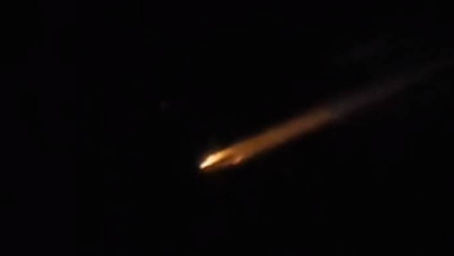 Un satelit Starlink scăpat de sub control, filmat în România