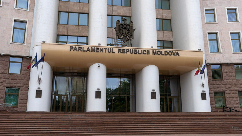 Sondaj: Partidele care ar intra în Parlament în urma anticipatelor